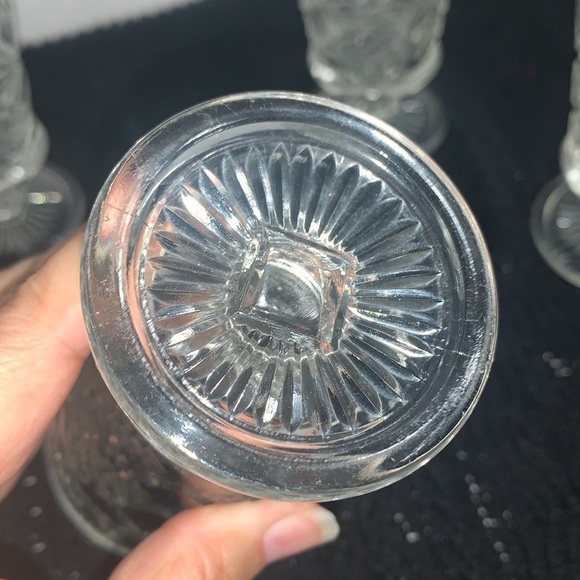 Set of 4 Vintage Peanut Butter Glasses 5 inch - Picture 4 of 4